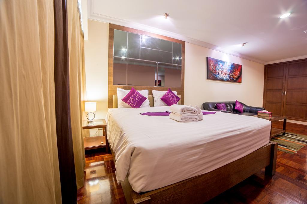 Triple 8 Inn Bangkok Luaran gambar