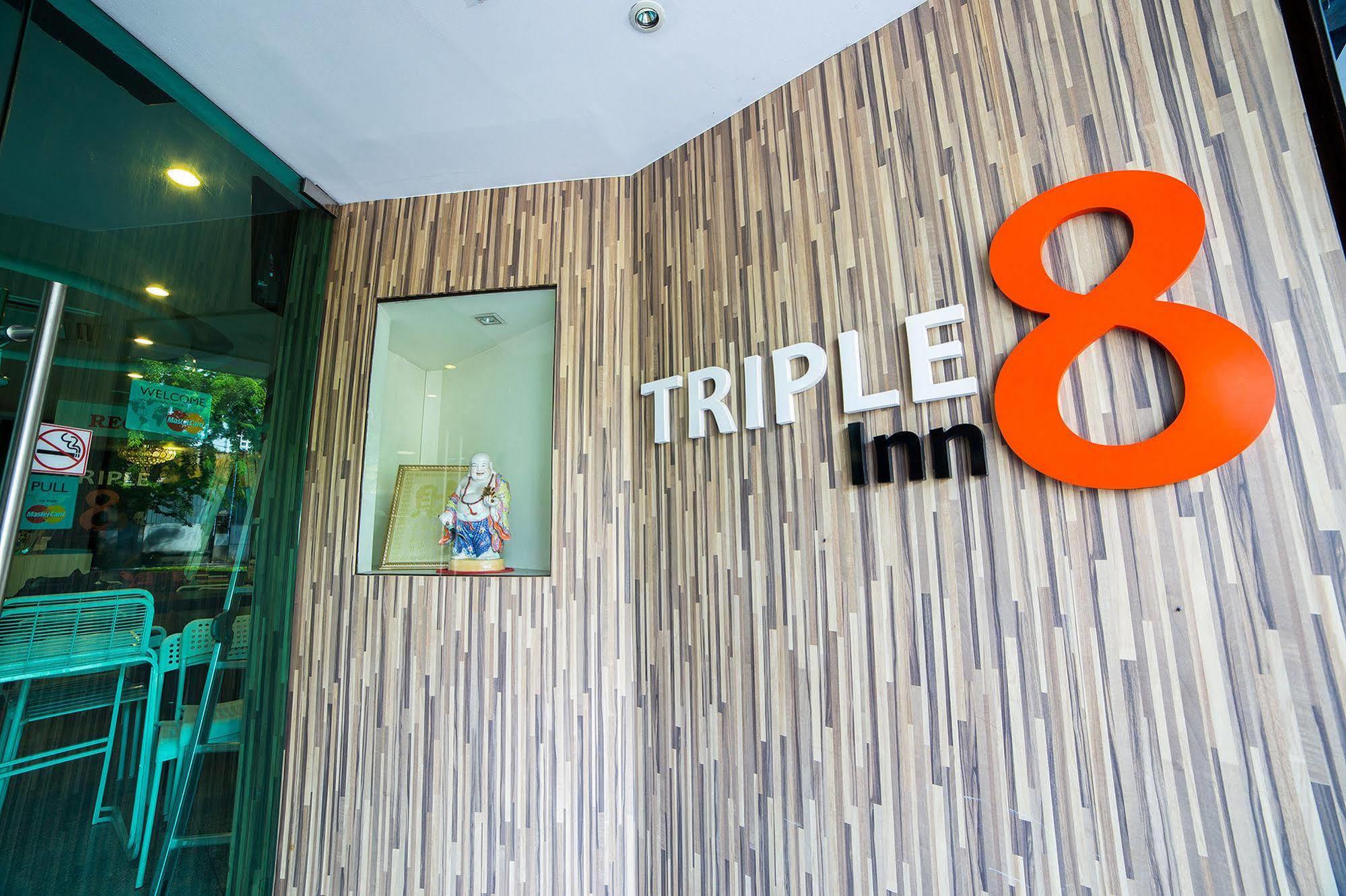 Triple 8 Inn Bangkok Luaran gambar